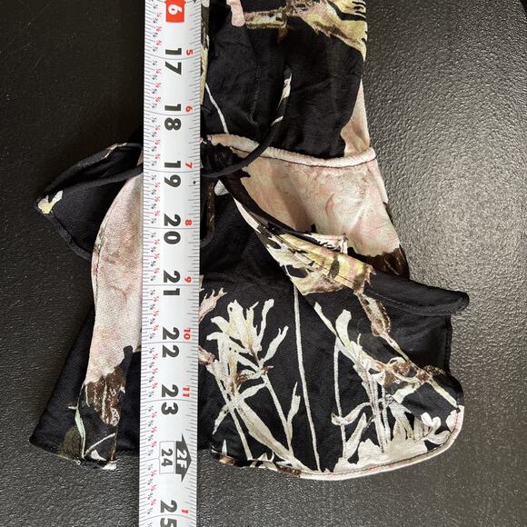 Lucky Brand Blouse Medium Dark Floral Black Pink Bell Sleeve Ruffle Whimsigoth - Picture 13 of 14